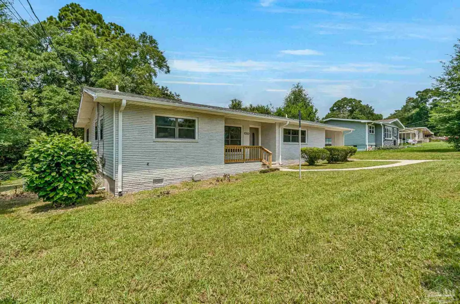5419 Westwood Dr, Milton, FL 32570 - #3