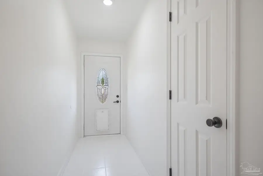 7422 Hidden Valley Rd, Pensacola, FL 32526 - #2
