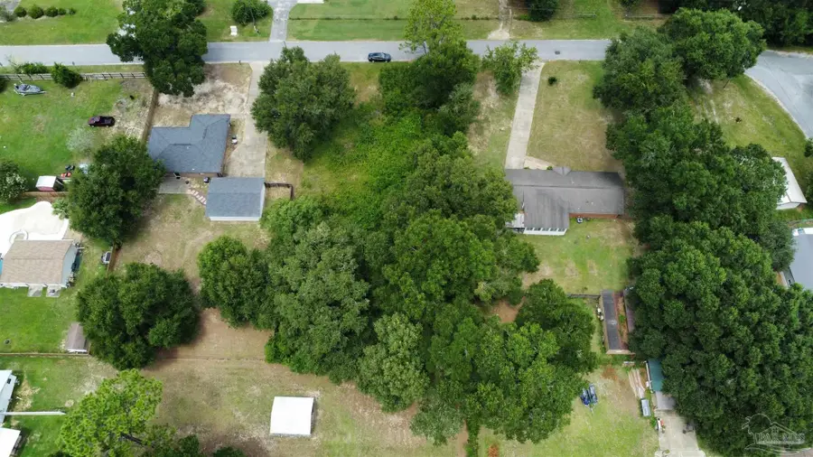 2905 Godwin Ln, Pensacola, FL 32506 - #3