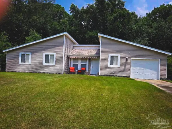 4726 Bridgedale Dr, Pensacola, FL 32505