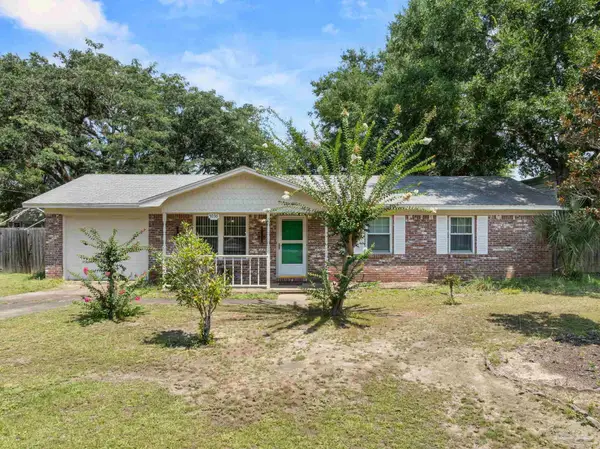 5036 Faircloth St, Pace, FL 32571