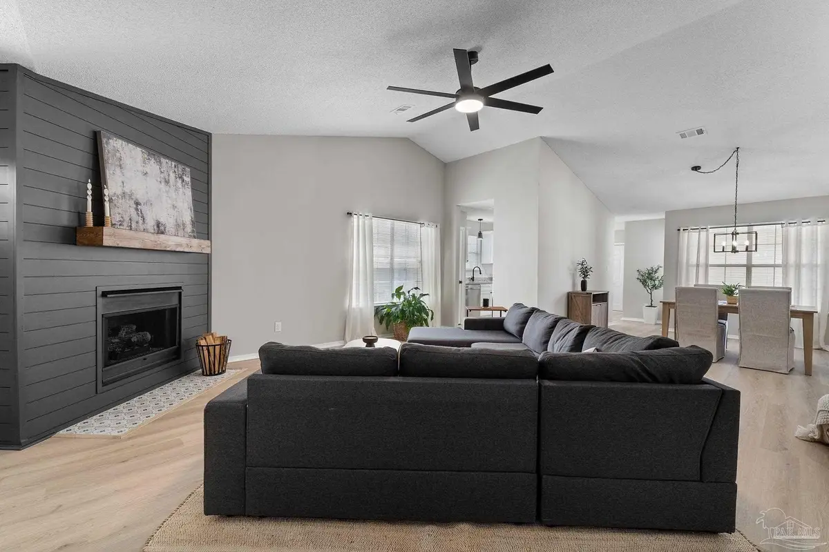 324 Mirabelle Dr, Pensacola, FL 32514 - #1