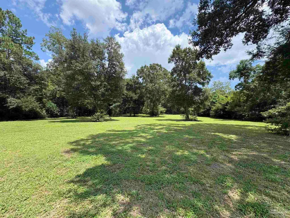 7506 Klondike Rd, Pensacola, FL 32526 - #1
