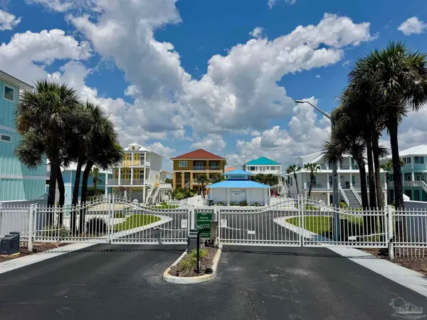 345 Gulfview Ln, Pensacola, FL 32507
