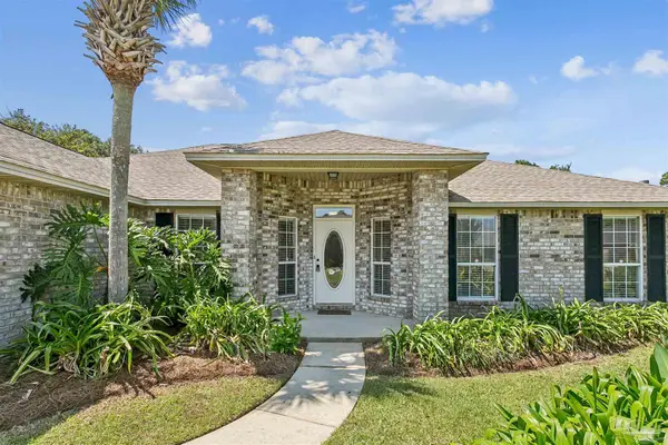 5397 Keel Dr, Pensacola, FL 32507