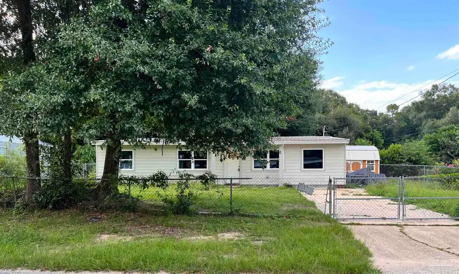 6466 Skyline Dr, Milton, FL 32570 - #2