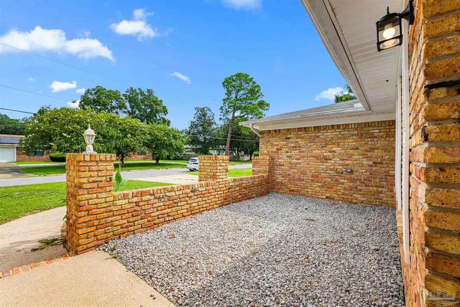 5407 Admiral Doyle Dr, Pensacola, FL 32506 - #3