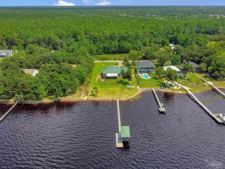 6875 Santa Clara Dr, Navarre, FL 32566 - #2