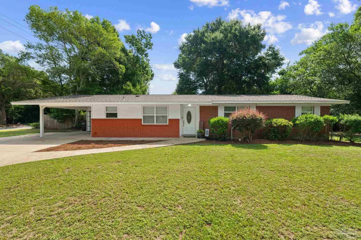 7220 Schwab Dr, Pensacola, FL 32504 - #1