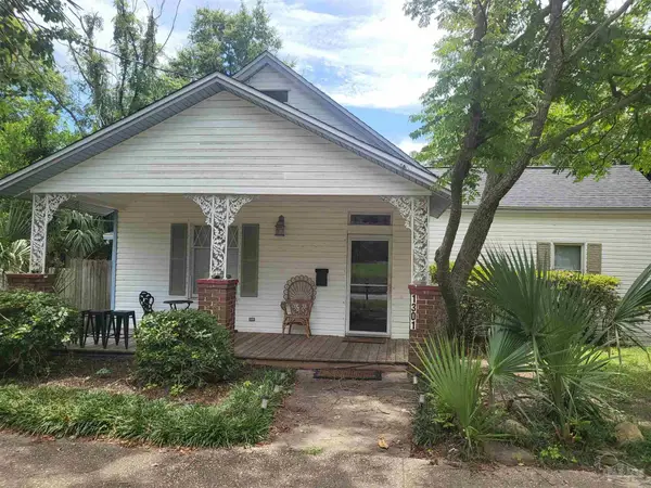 1301/1305 E La Rua St, Pensacola, FL 32501
