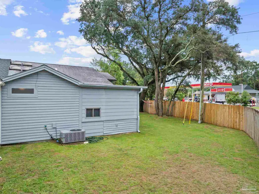 6301 Langley Pl, Pensacola, FL 32504 - #2