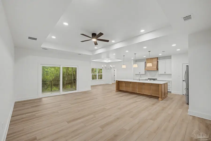 8700 Thunderbird Dr, Pensacola, FL 32514 - #2