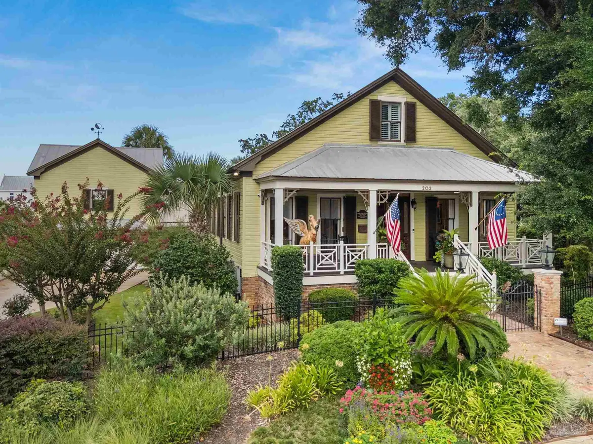 202 Cevallos St, Pensacola, FL 32502 - #1