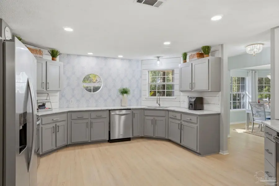 5140 Potomac Dr, Pace, FL 32571 - #2