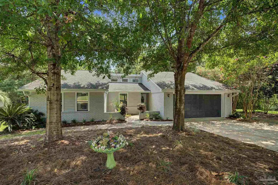 1016 Fleming Dr, Pensacola, FL 32514 - #2