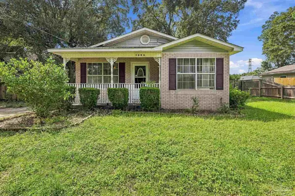 1355 Fairchild St, Pensacola, FL 32504