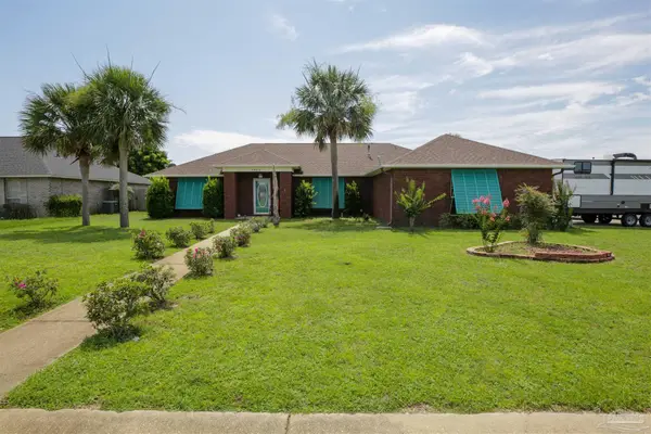 5463 Keel Dr, Pensacola, FL 32507