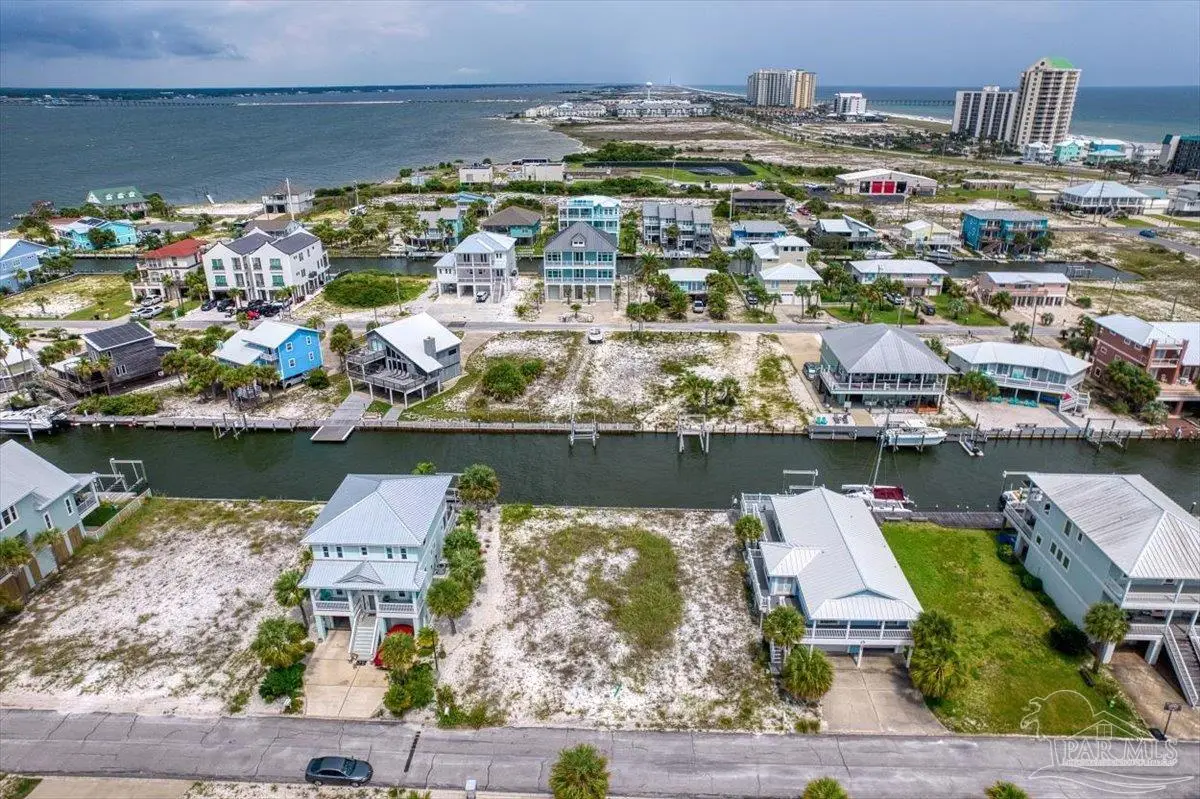 1422 Homeport Dr, Navarre Beach, FL 32566 - #1