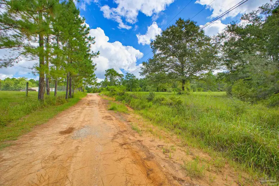 9550 Magnolia Springs Rd, Pensacola, FL 32503 - #2