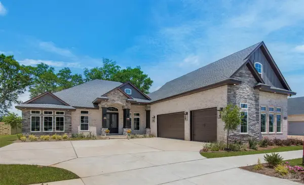 5612 Highland Lake Dr, Milton, FL 32583