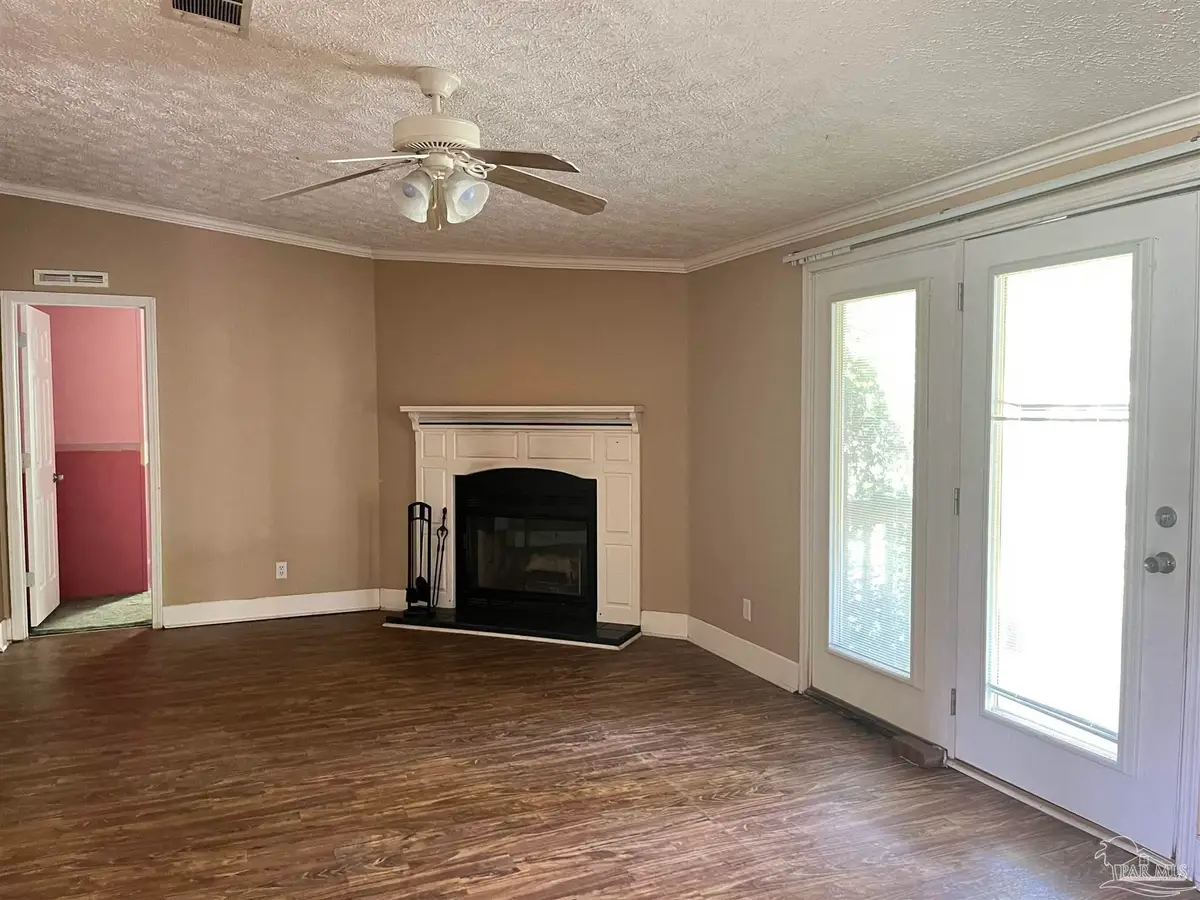 690 Jacks Branch Rd, Cantonment, FL 32533 - #1