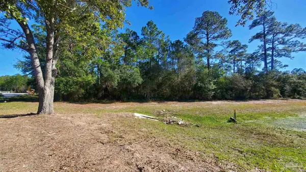 900 BLK Turnbuckle Trl, Pensacola, FL 32507