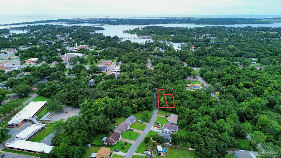 107 N Jamaica St, Pensacola, FL 32507 - #2