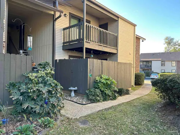 2201 Scenic Hwy #N-4, Pensacola, FL 32503