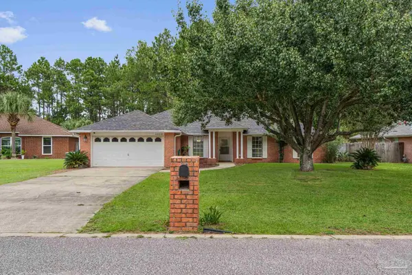 2028 Peregrine Ct, Pensacola, FL 32506