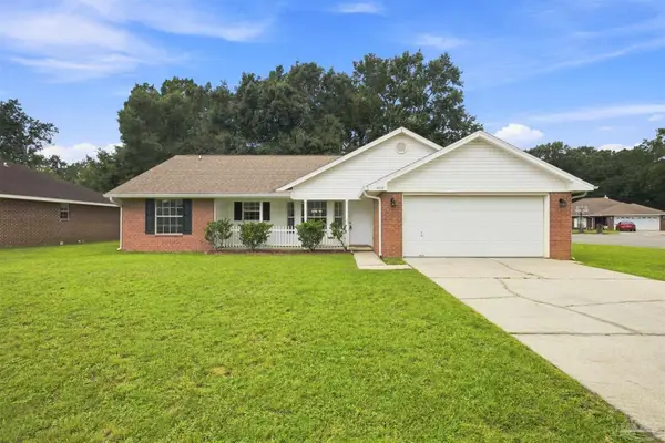5579 Sweetbirch Ln, Milton, FL 32583