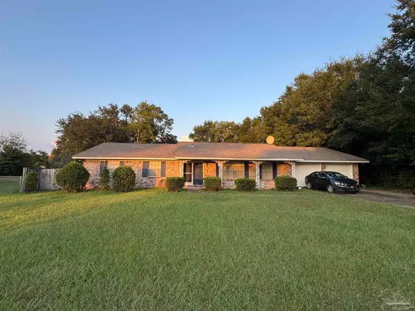 8280 Fordham Dr, Pensacola, FL 32514