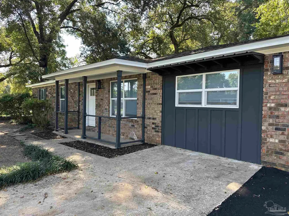 451 10 Mile Rd, Pensacola, FL 32534 - #1