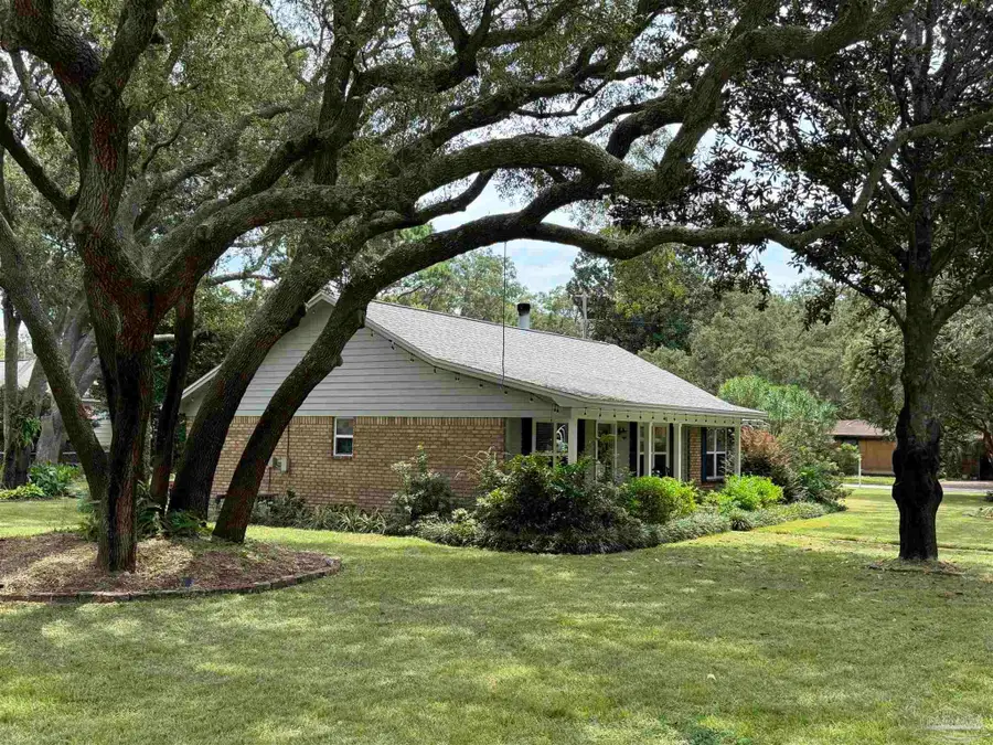 30 Gilmore Dr, Gulf Breeze, FL 32561 - #3