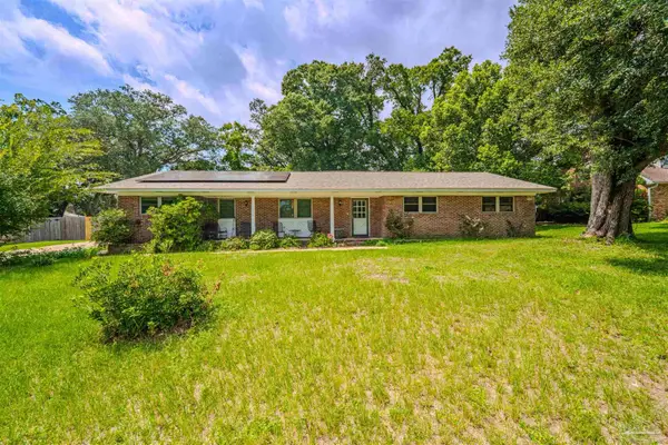 4996 Prieto Dr, Pensacola, FL 32506
