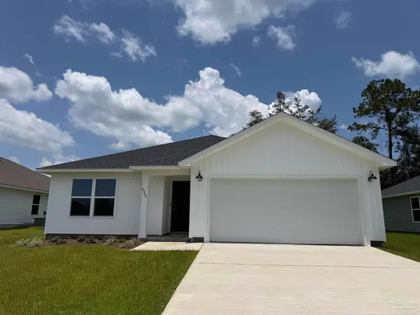 9704 Angel Oak Dr, Pensacola, FL 32526