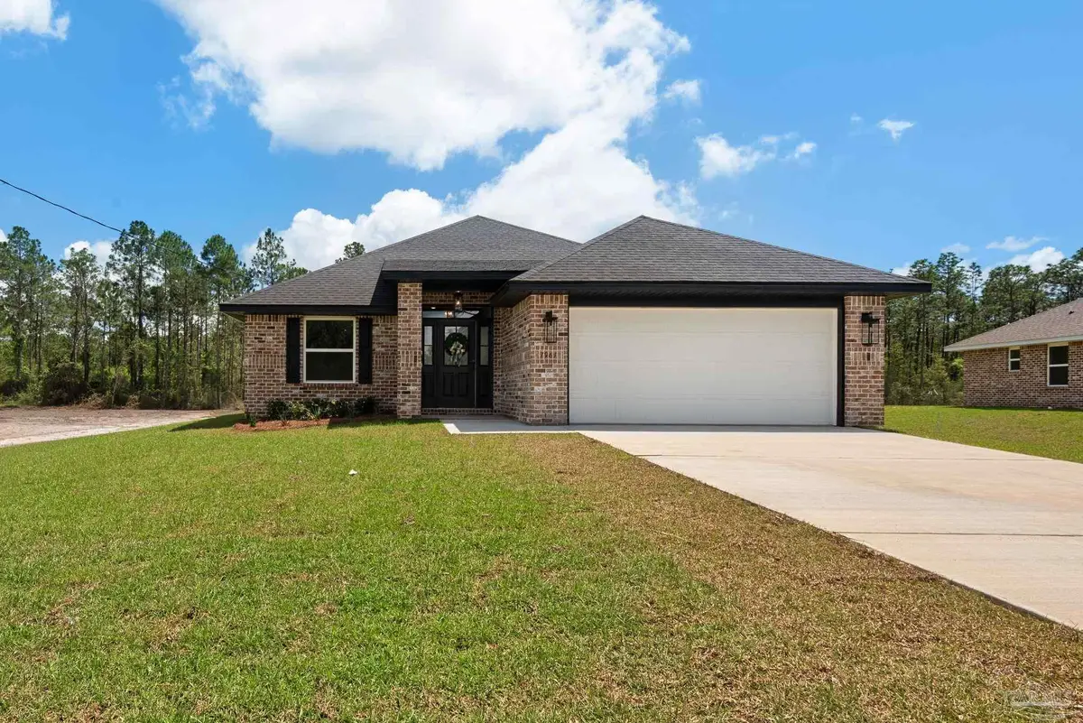 7961 Twin Lake Dr, Milton, FL 32583 - #1