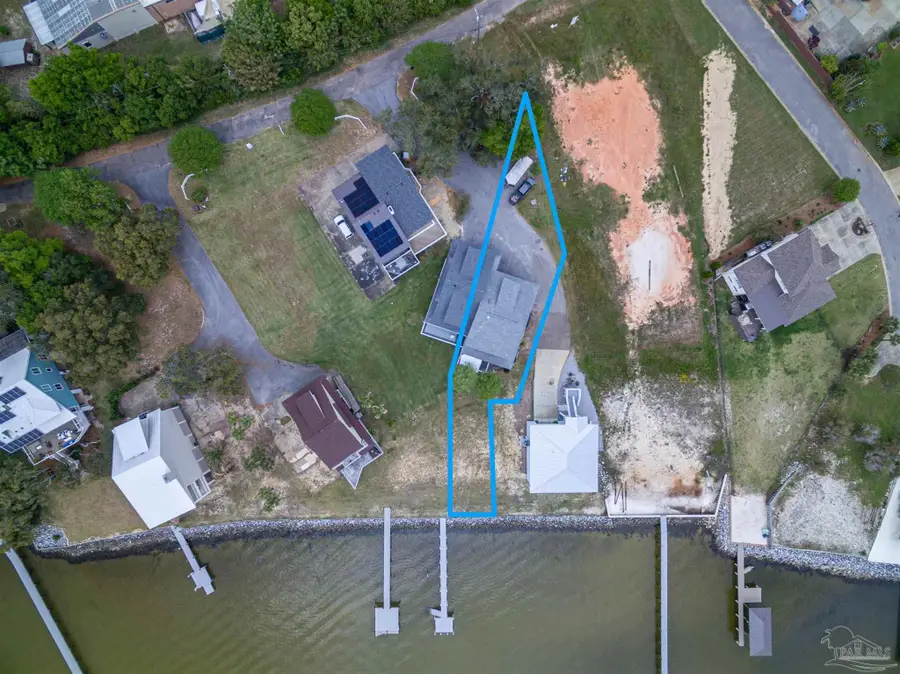 117 Bayshore Dr, Pensacola, FL 32507 - #3