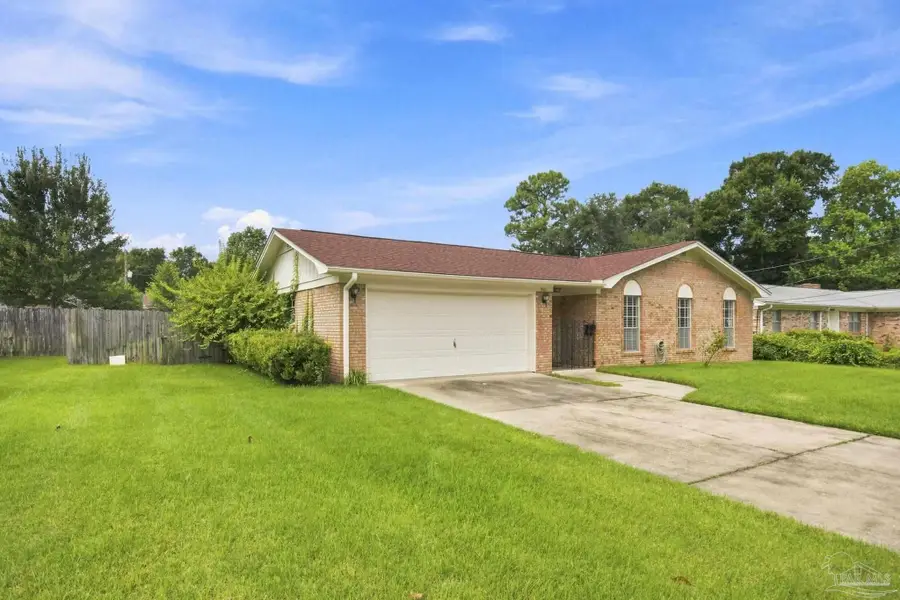 8221 Squire Rd, Pensacola, FL 32514 - #2