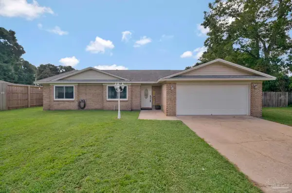 4605 Laquinta Ct, Pace, FL 32571