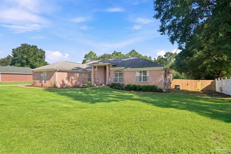 5620 Whispering Woods Dr, Pace, FL 32571 - #2