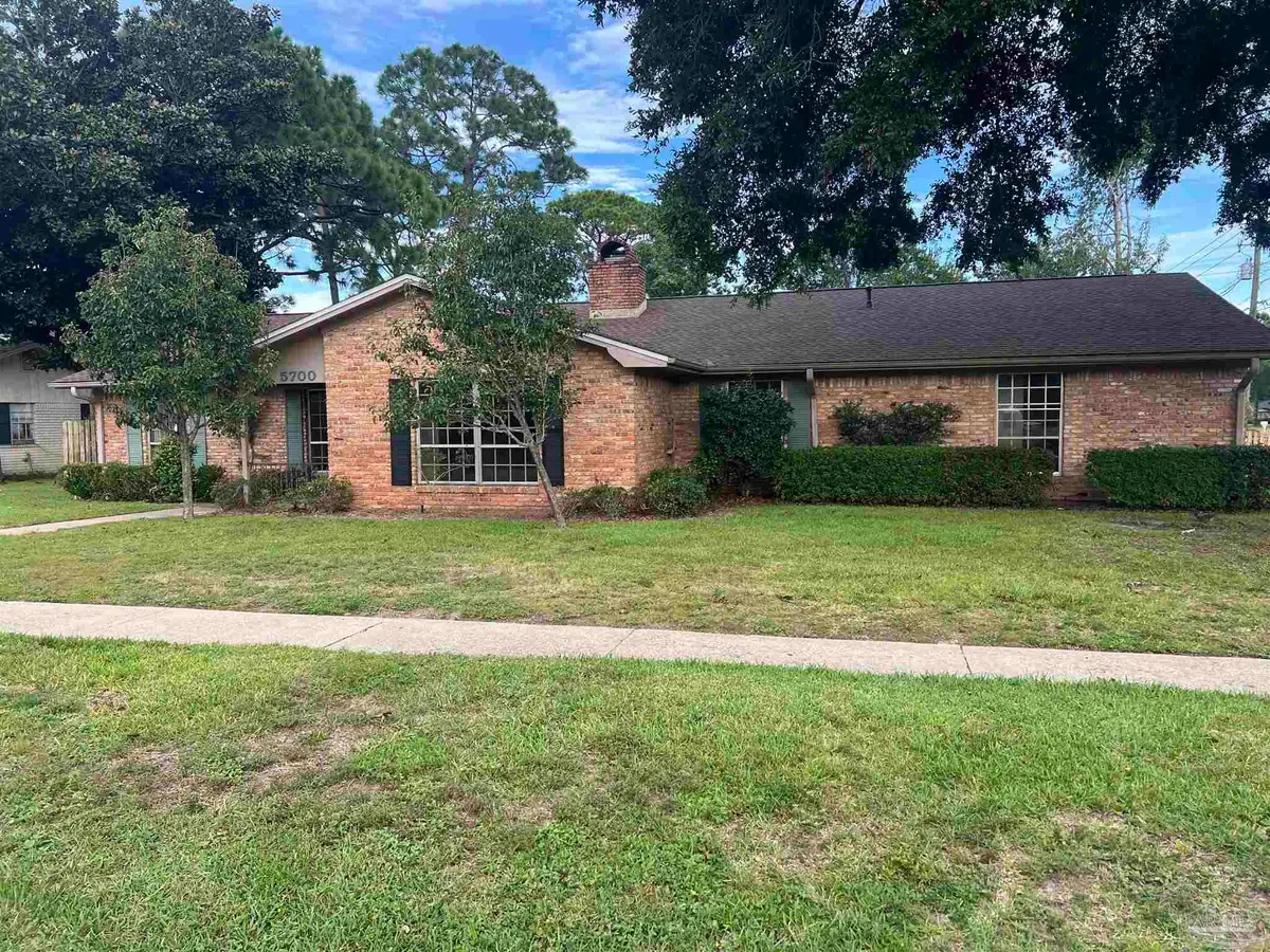 5700 Adelyn Rd, Pensacola, FL 32504 - #1