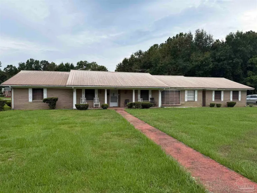 162 Bullard St, Atmore, AL 36502 - #2
