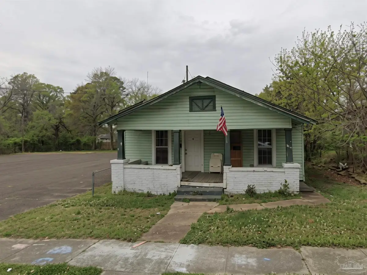 607 S 6th St, Gadsden, AL 35901 - #1