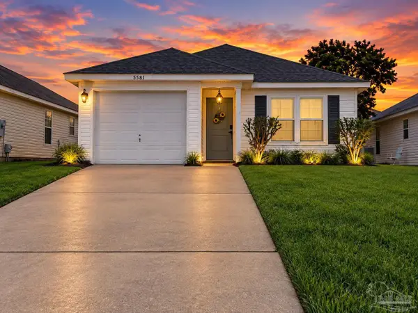5581 Shadow Shore Pl, Gulf Breeze, FL 32563