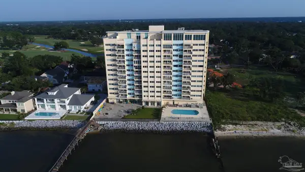 825 Bayshore Dr #703, Pensacola, FL 32507