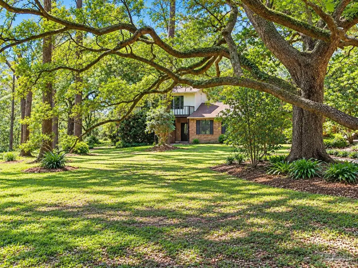 2625 Wilde Lake Blvd, Pensacola, FL 32526 - #1