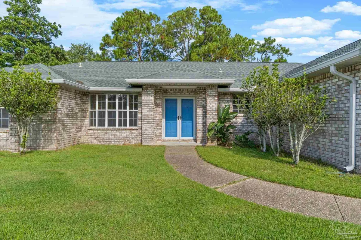 5007 Shoshone Dr, Pensacola, FL 32507 - #1