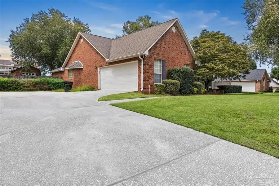 1427 Glenmore Dr, Cantonment, FL 32533 - #2
