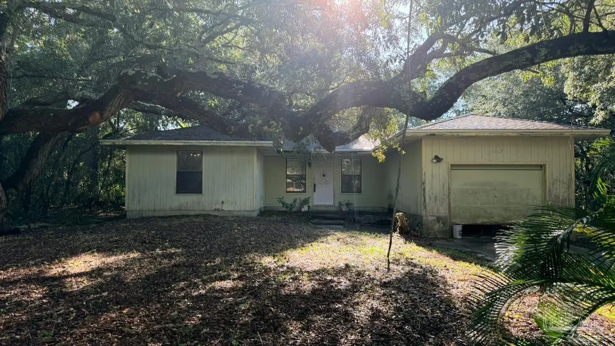 1017 Pinetree Dr, Mary Esther, FL 32569 - #1