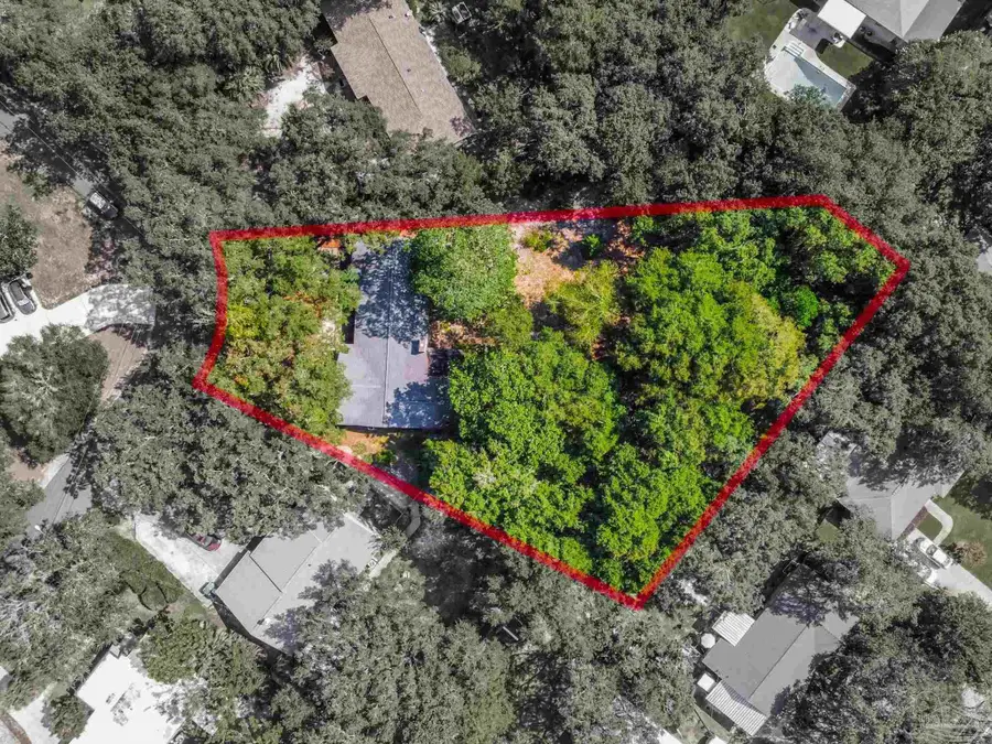 208 Cordoba St, Gulf Breeze, FL 32561 - #2